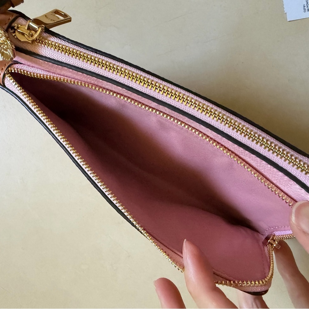 Coach double zip wristlet - Picture 6 of 7